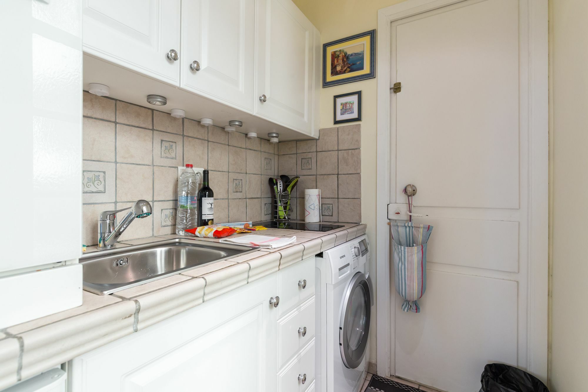 Very Charming Studio Apartment On Port In Cannes A Short Walk To Palais With Aircon And Internet 411 Exteriör bild