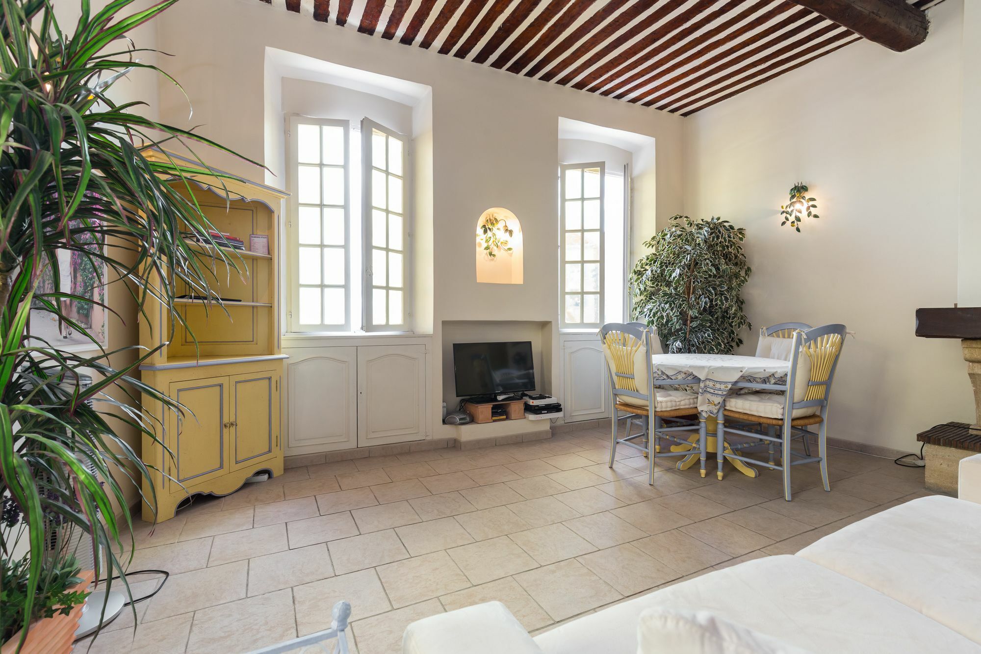 Very Charming Studio Apartment On Port In Cannes A Short Walk To Palais With Aircon And Internet 411 Exteriör bild